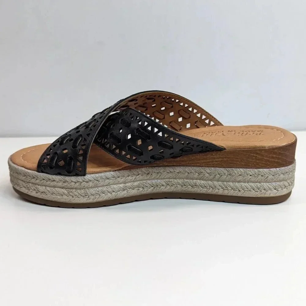 New Bella Vita Exa-Italy Wedge Sandal, Black Leather Size 7.5